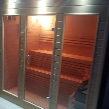 Beach & Center Wellness Apartman