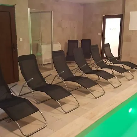 Beach & Center Wellness Apartman Apartment *