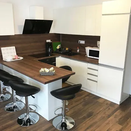 Beach & Center Wellness Apartman Apartment