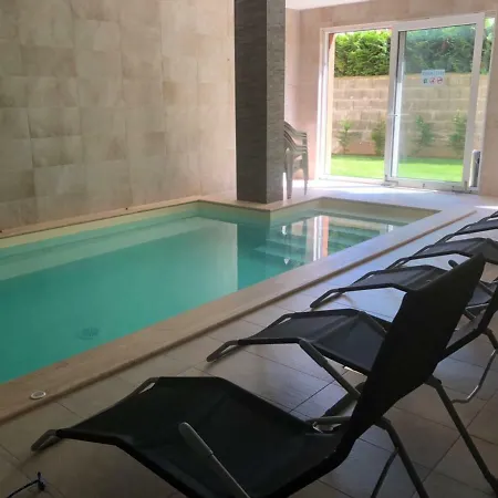 Beach & Center Wellness Apartman Apartment