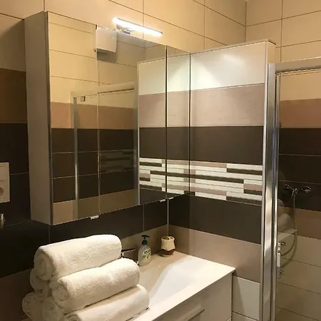 Beach & Center Wellness Apartman Apartment